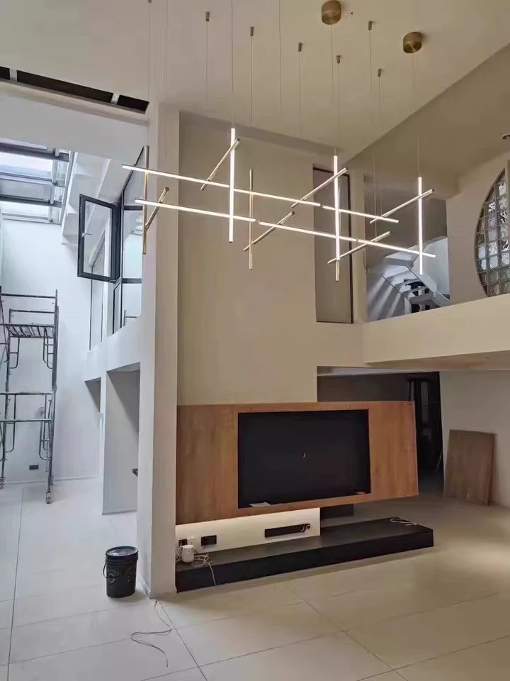 Review by Harry Mitchell