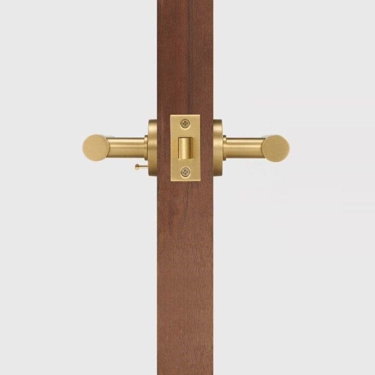 Satin Brass | Privacy (Rose Button)