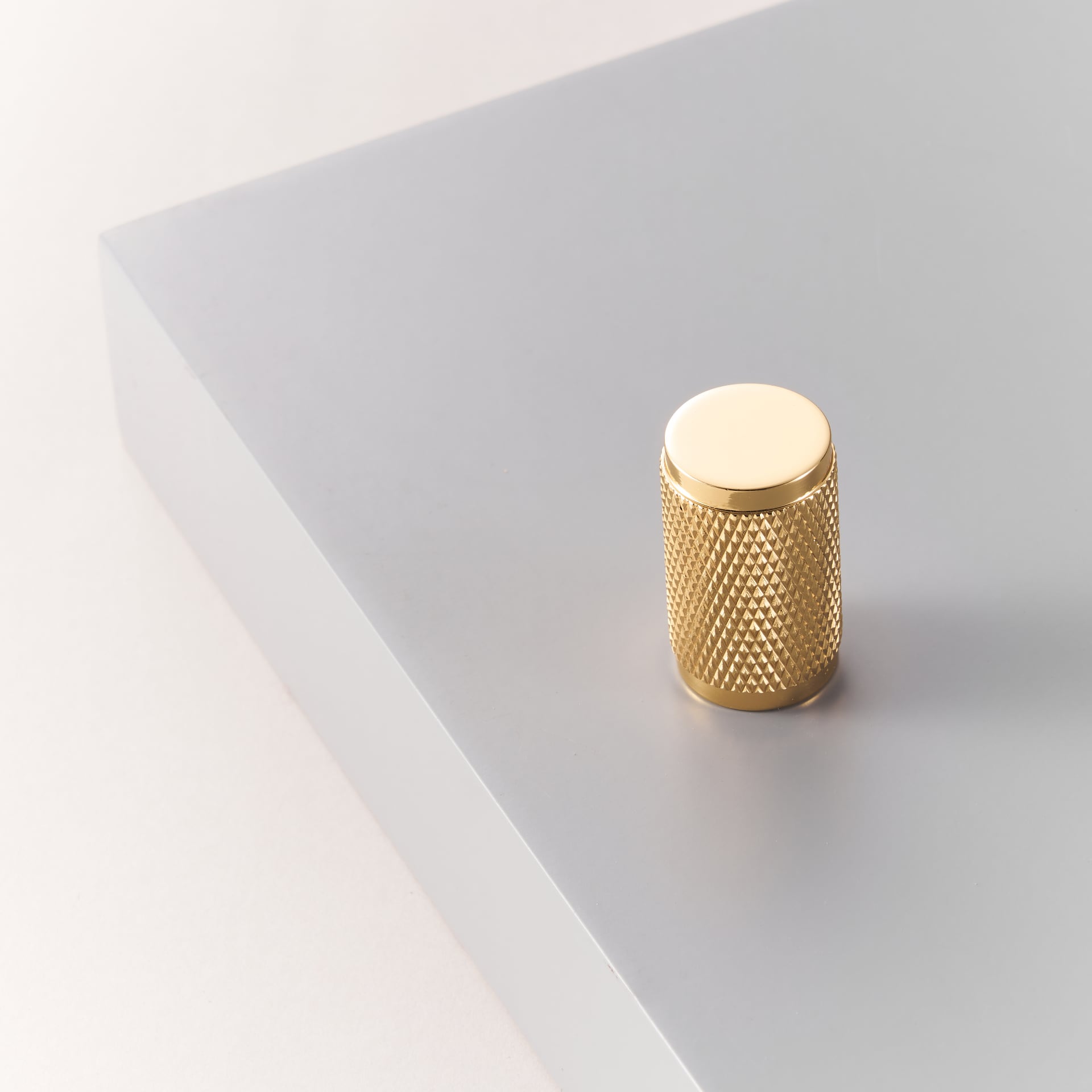 LUX Solid Brass Knurled Knobs