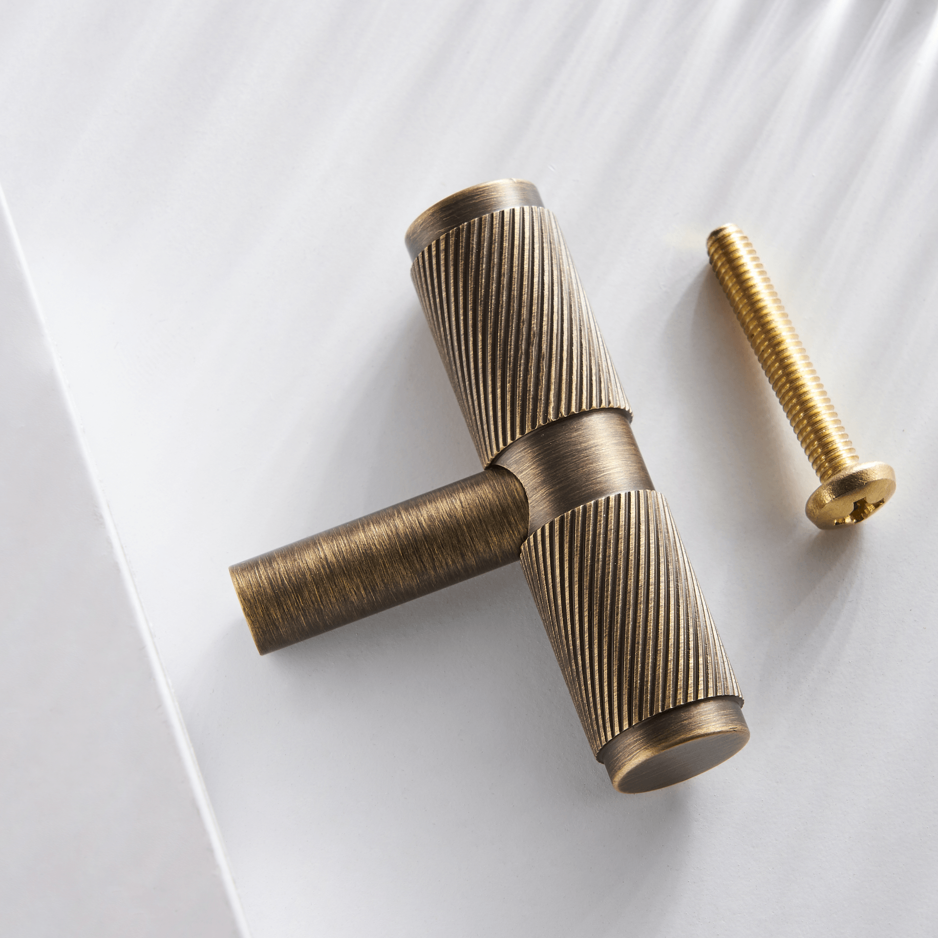 MAURITZ Solid Brass T-Bar