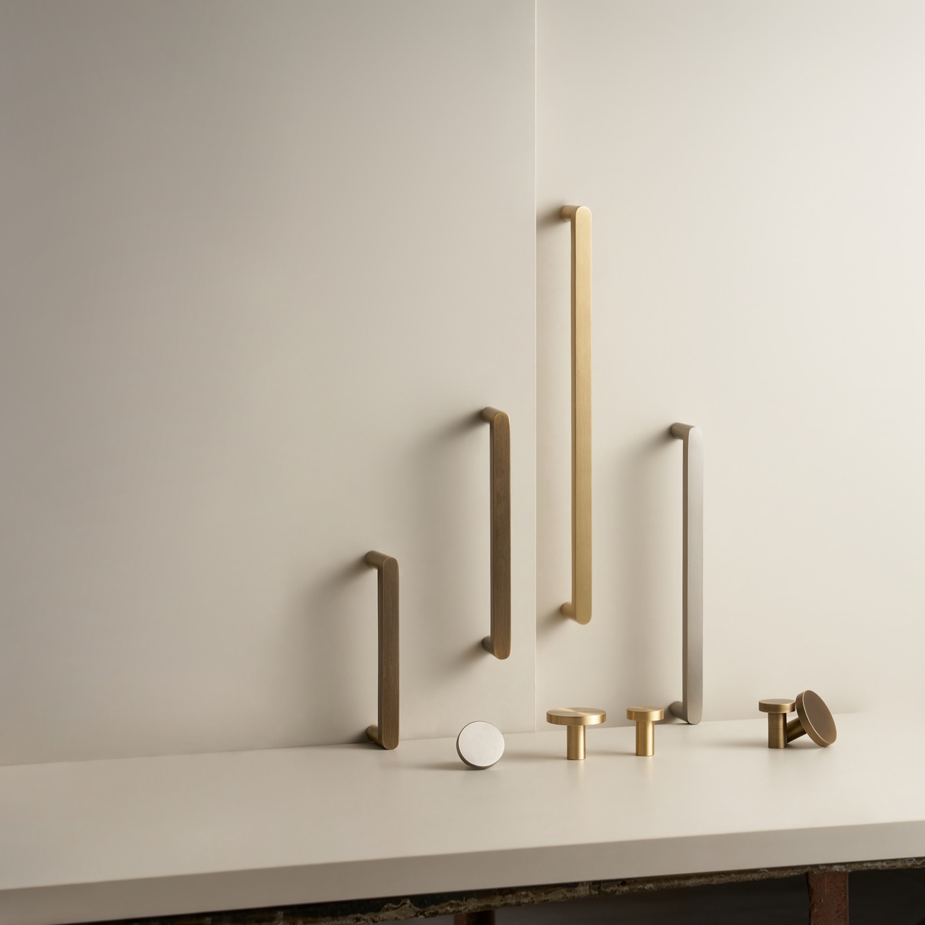 NEVA Solid Brass Bar Handle