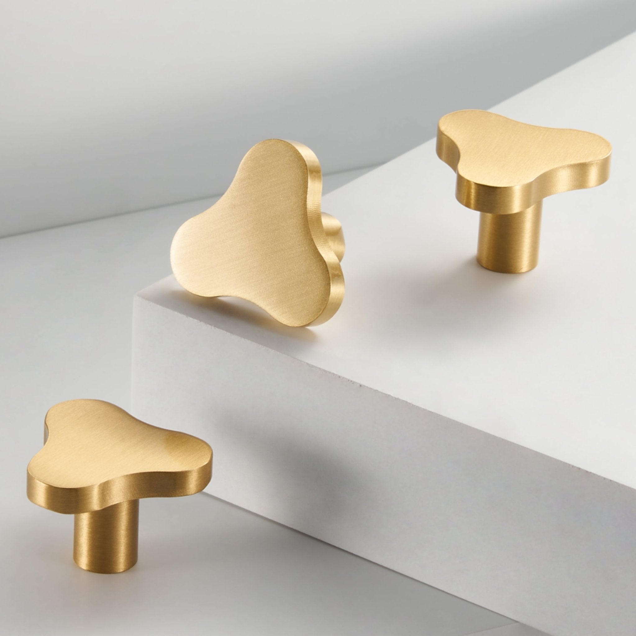 REO Solid Brass Knob