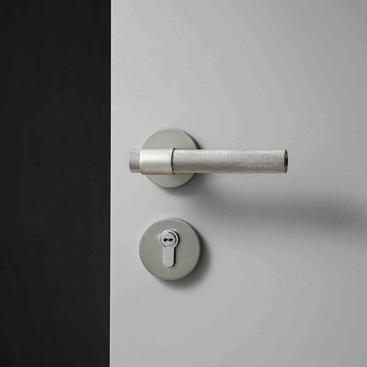 TOLLO Brass Lever Door Handle & Lock Set