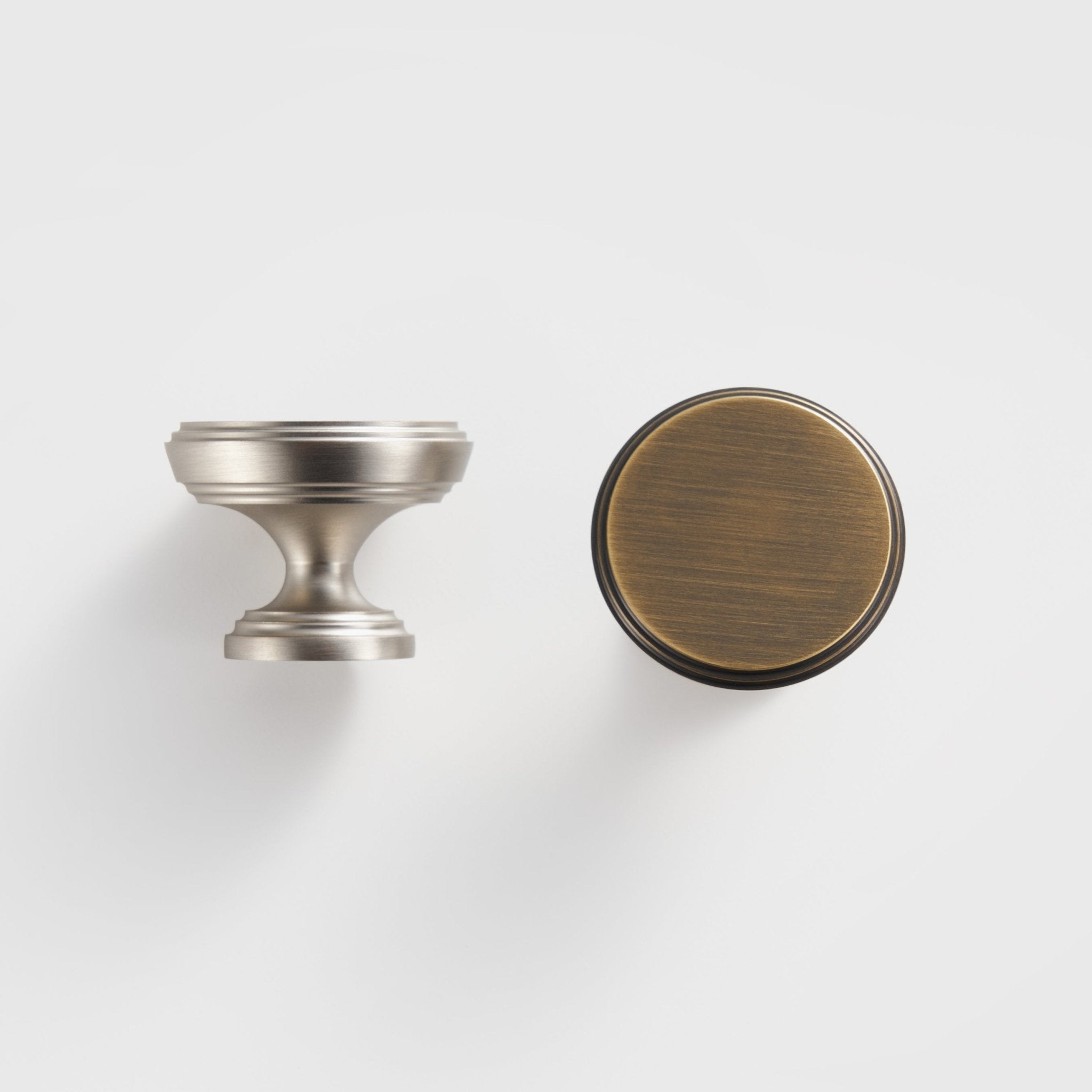 VELA Solid Brass Knob