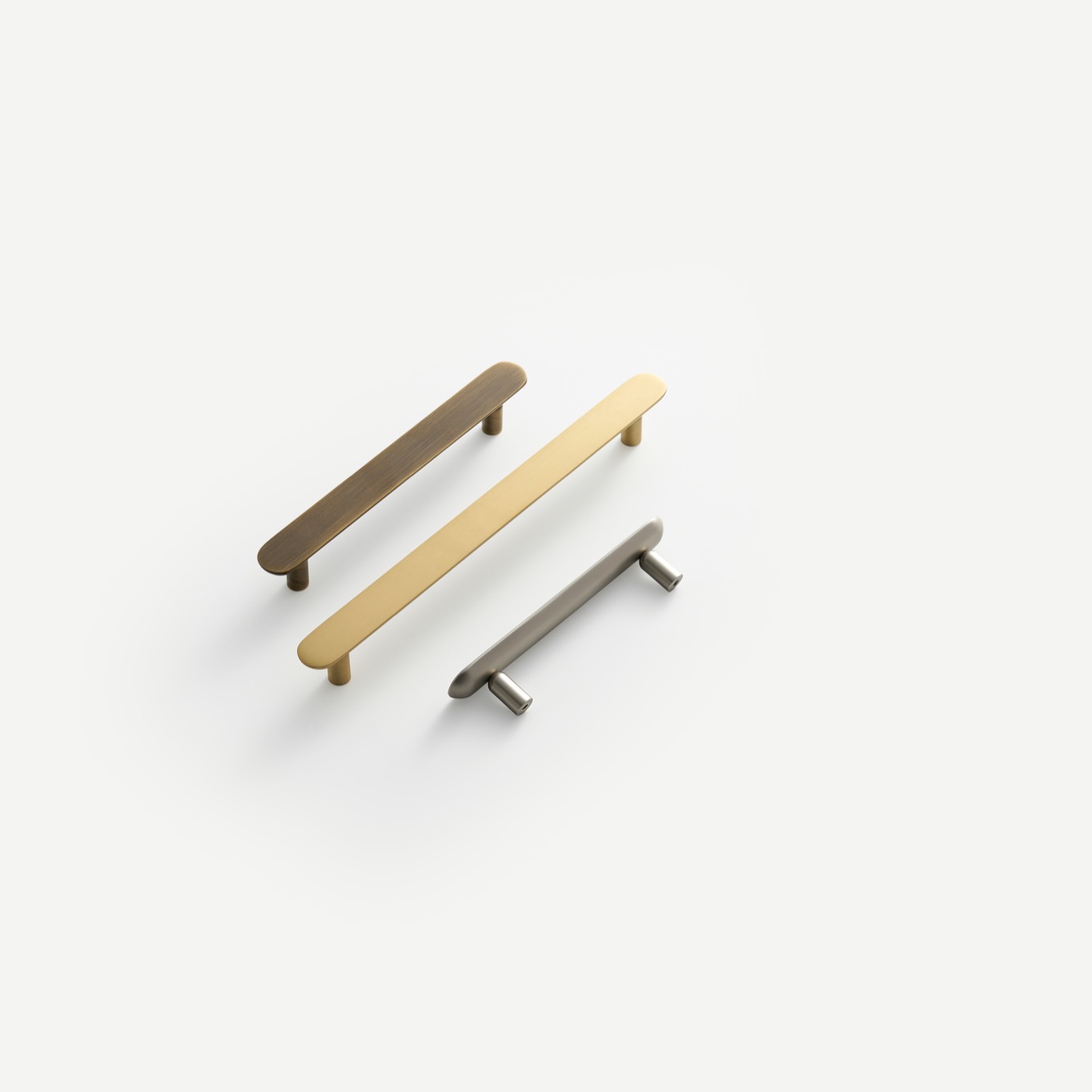 VERO Solid Brass Bar Handle
