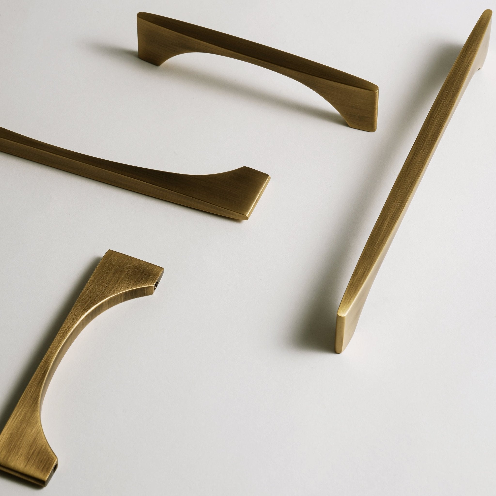 VION Solid Brass Handle